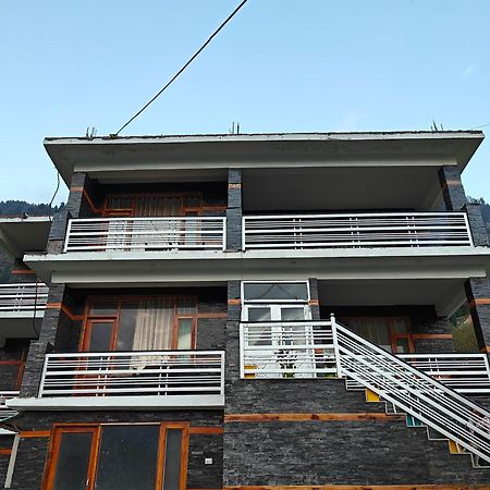 Santosh Cafe & Rooms Amritsar Eksteriør billede
